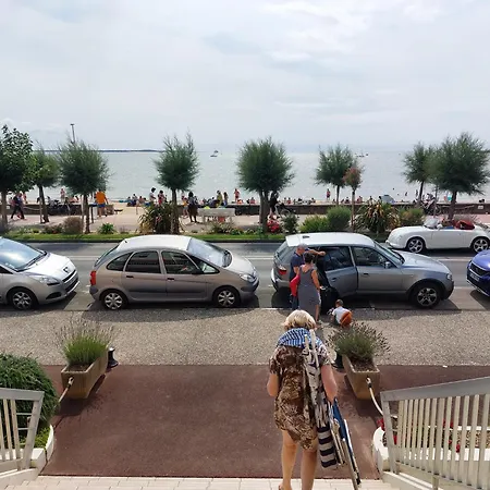 Perle Et Ecume A L Oceanic Apartmán *